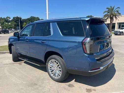 Lakeshore Blue Metallic 2026 Chevrolet Tahoe LT