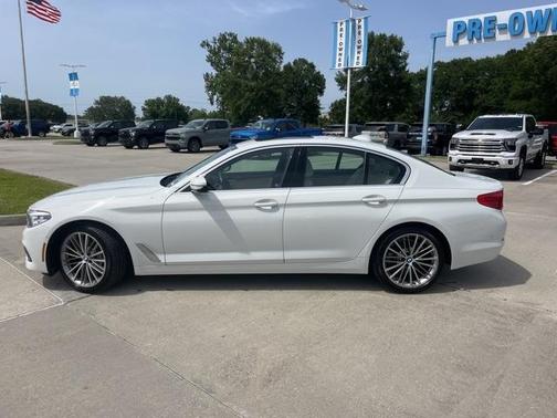 2020 BMW 530 i