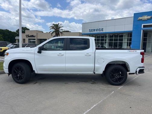 Summit White 2026 Chevrolet Silverado 1500 RST