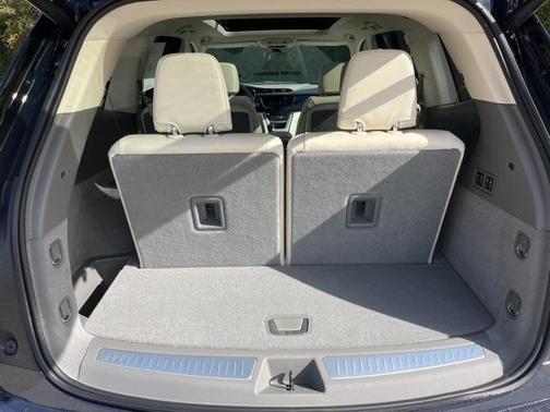 2025 Cadillac XT6 Premium Luxury FWD