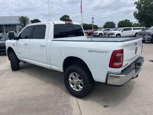 Bright White Clearcoat 2024 RAM 2500 Laramie