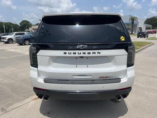 2025 Chevrolet Suburban RST
