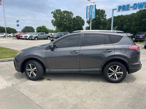 Magnetic Gray Metallic 2018 Toyota RAV4 XLE