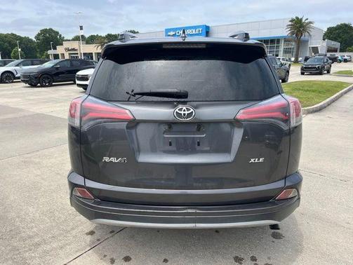 Magnetic Gray Metallic 2018 Toyota RAV4 XLE