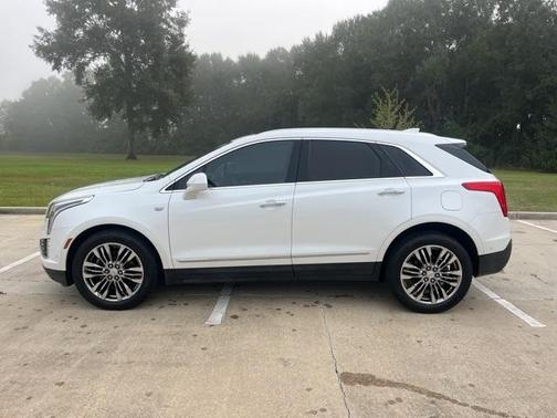 2017 Cadillac XT5 Premium Luxury