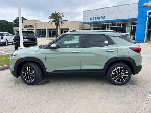Green 2026 Chevrolet Trailblazer LT