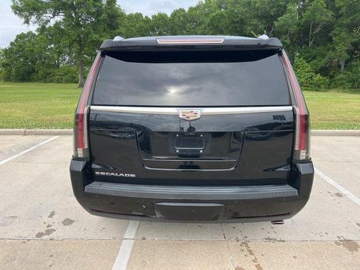 2020 Cadillac Escalade Premium Luxury