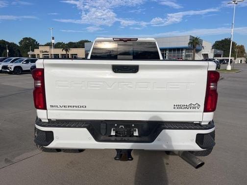 2023 Chevrolet Silverado 3500 High Country
