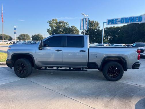 Sterling Gray Metallic 2026 Chevrolet Silverado 2500 Custom