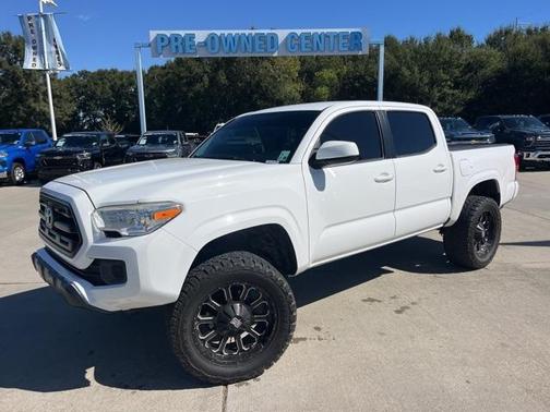 2017 Toyota Tacoma SR