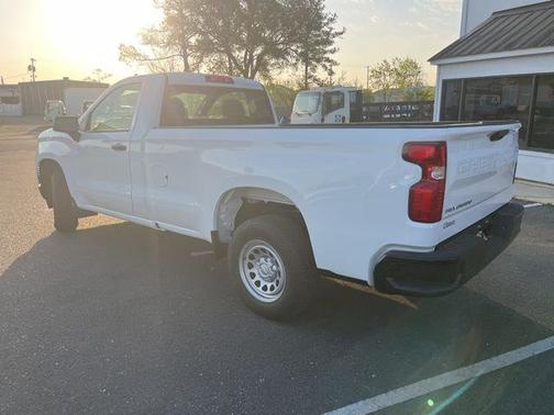 Summit White 2026 Chevrolet Silverado 1500 WT