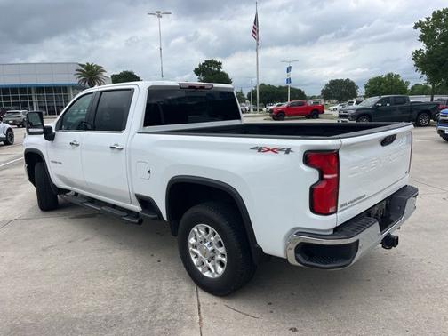 Summit White 2025 Chevrolet Silverado 2500 LTZ