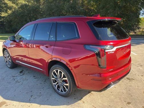 2025 Cadillac XT6 Sport AWD