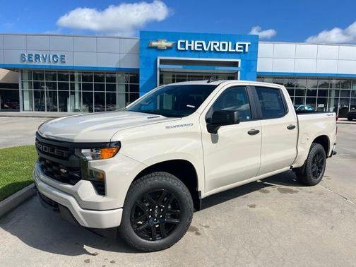 White Sand 2026 Chevrolet Silverado 1500 Custom