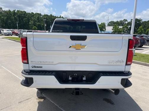 2025 Chevrolet Silverado 2500 High Country