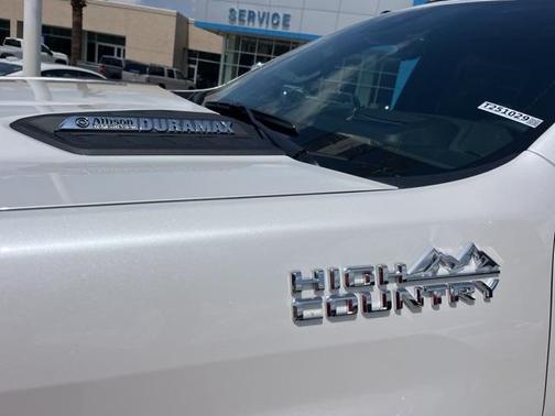 2025 Chevrolet Silverado 2500 High Country