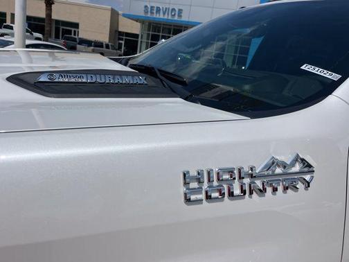 2025 Chevrolet Silverado 2500 High Country