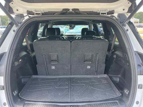 Bright White Clearcoat 2023 Jeep Grand Cherokee L Altitude