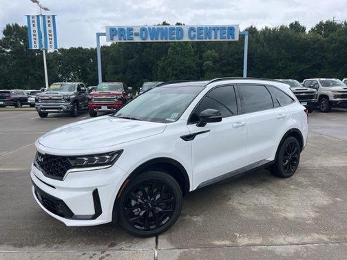 Glacial White Pearl 2023 Kia Sorento SX