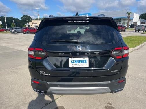 2023 Honda Pilot Elite