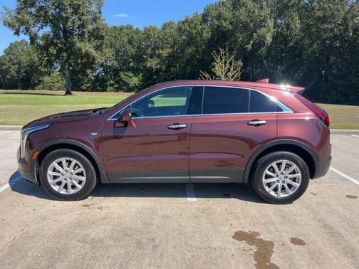2023 Cadillac XT4 Luxury