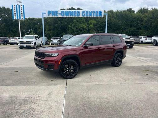 Velvet Red Pearlcoat 2025 Jeep Grand Cherokee L Laredo
