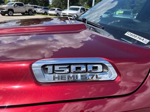 Delmonico Red Pearlcoat 2020 RAM 1500 Big Horn/Lone Star