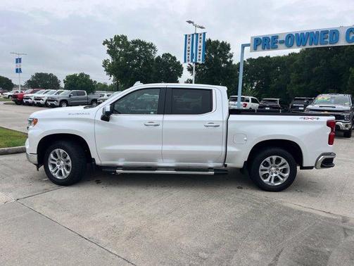 Iridescent Pearl Tricoat 2025 Chevrolet Silverado 1500 LTZ