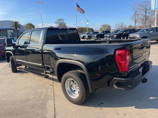 2025 Chevrolet Silverado 3500 High Country