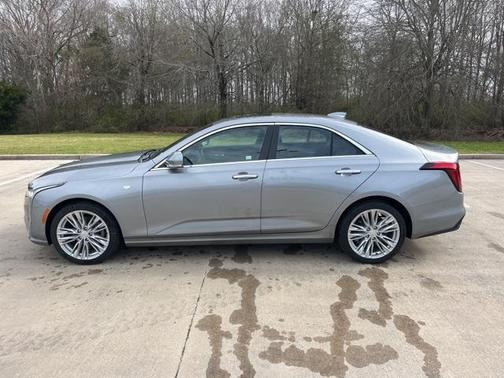 2025 Cadillac CT4 Premium Luxury