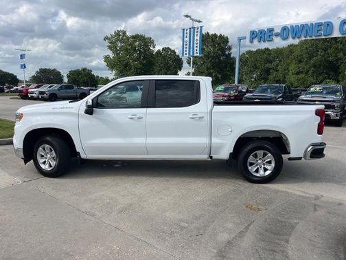 Summit White 2025 Chevrolet Silverado 1500 LT