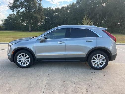 2023 Cadillac XT4 Luxury