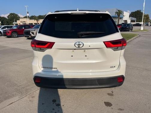 2019 Toyota Highlander 