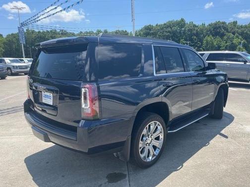 Photo 3 of 42 of 2018 GMC Yukon SLE