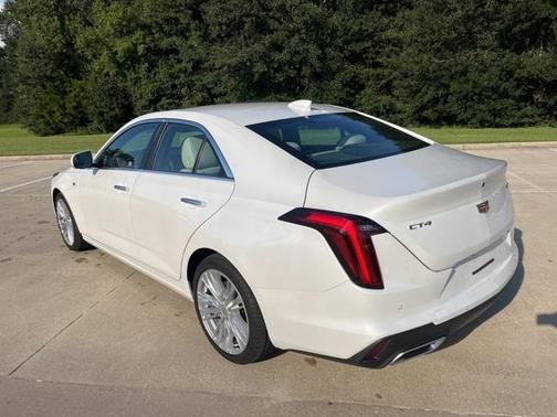 2025 Cadillac CT4 Premium Luxury