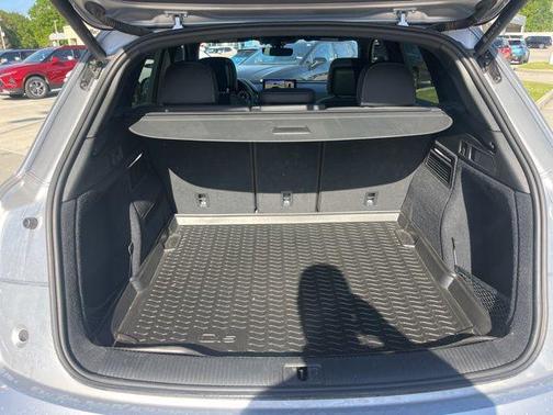 2022 Audi Q5 40 Premium Plus
