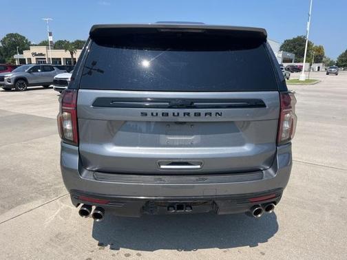2022 Chevrolet Suburban High Country