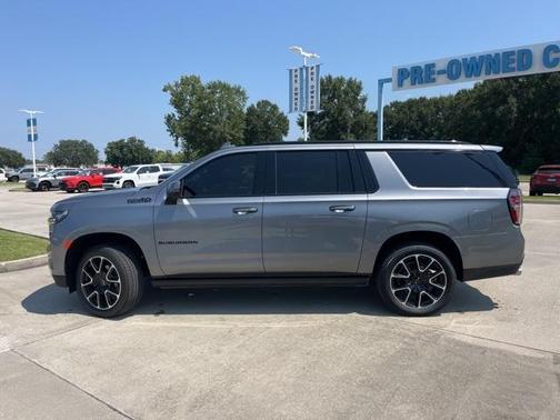 2022 Chevrolet Suburban High Country