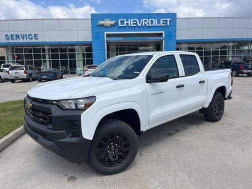 Summit White 2026 Chevrolet Colorado WT