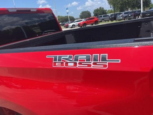 2021 Chevrolet Silverado 1500 Custom Trail Boss