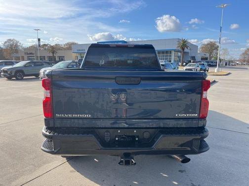 2023 Chevrolet Silverado 2500 Custom