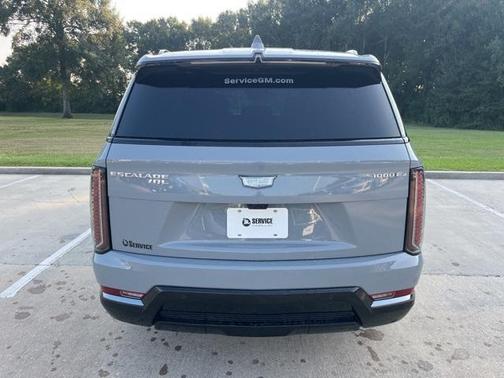 2026 Cadillac Escalade IQL Sport