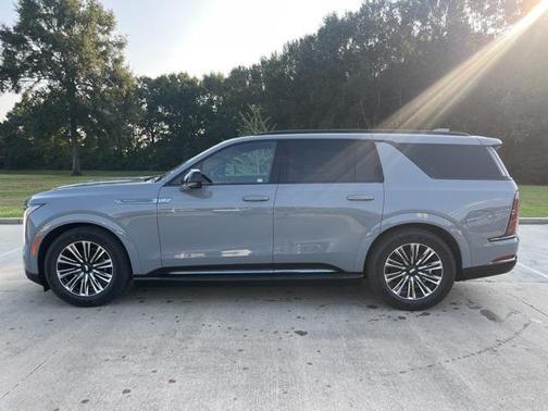 2026 Cadillac Escalade IQL Sport