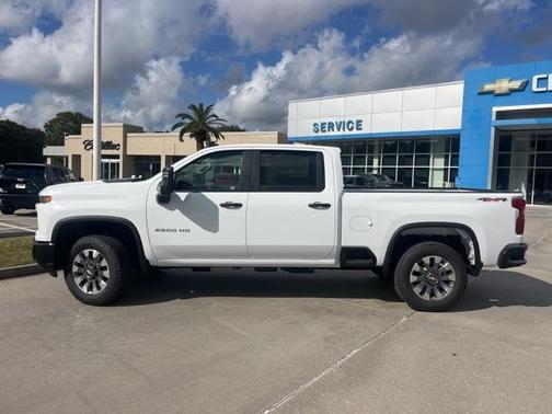 2026 Chevrolet Silverado 2500 Custom