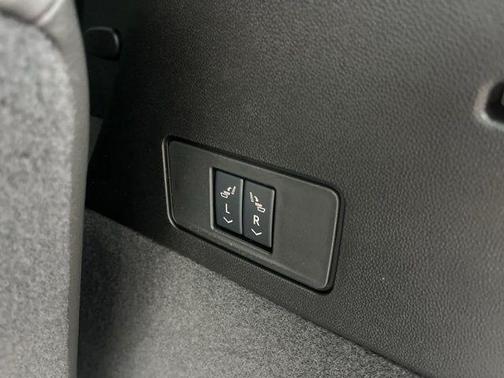 2025 Cadillac XT6 Luxury FWD