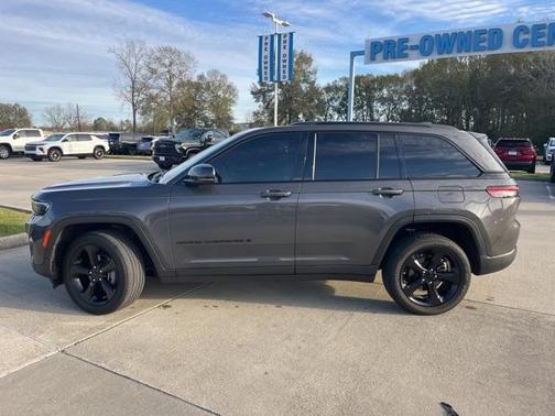 2024 Jeep Grand Cherokee Laredo