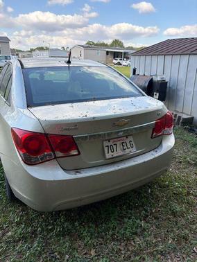 Champagne Silver 2013 Chevrolet Cruze 1LT