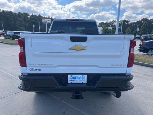 2026 Chevrolet Silverado 2500 Custom