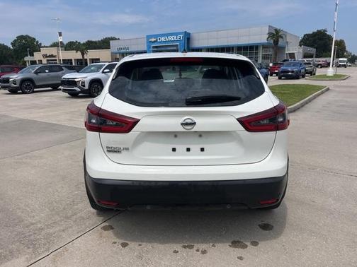 2022 Nissan Rogue Sport S