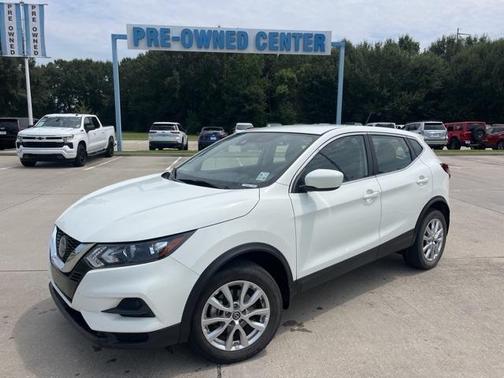 2022 Nissan Rogue Sport S
